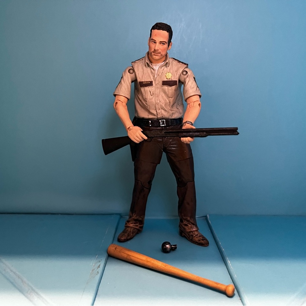 McFarlane Toys - The Walking Dead - Series 1 - Deputy Rick Grimes Figure